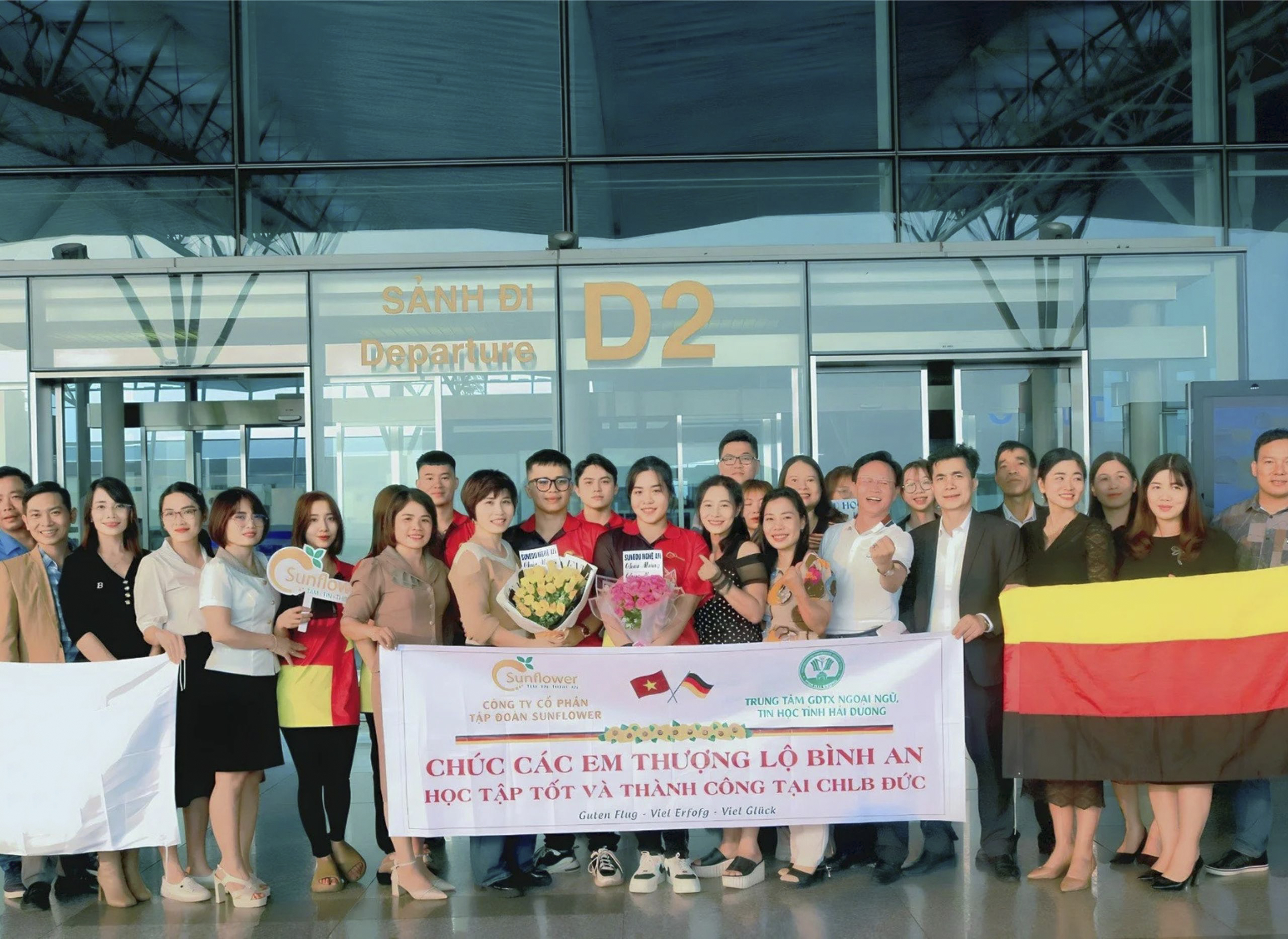 Tien hoc vien di du hoc