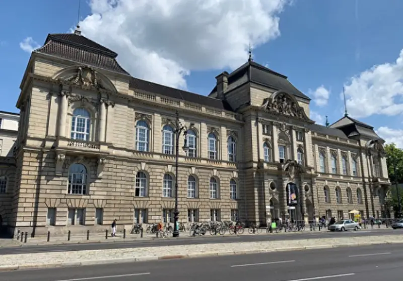 10 Truong dai hoc o Berlin noi bat 6