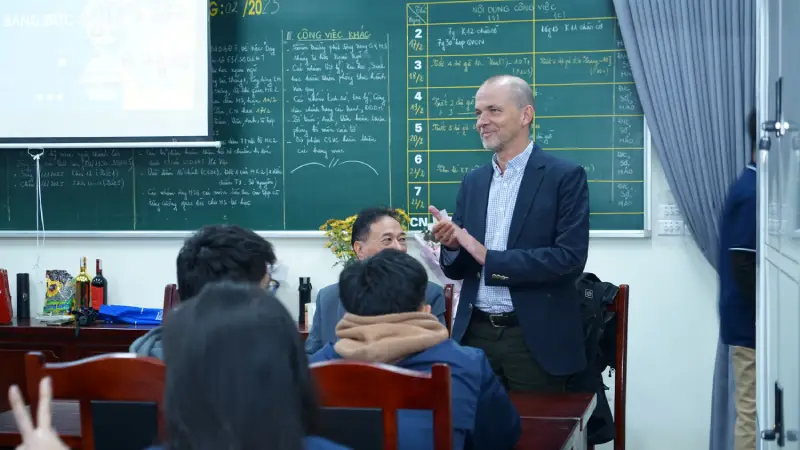Giới thiệu bản thân tiếng Đức A1, A2, B1: Mẫu câu và bài mẫu dễ nhớ Cách giới thiệu bản thân bằng tiếng Đức A1
