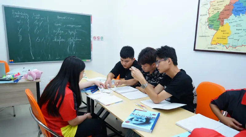 TB GROUP dao tao tieng Duc 3